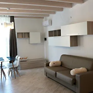 Paradeisos Sas Italy